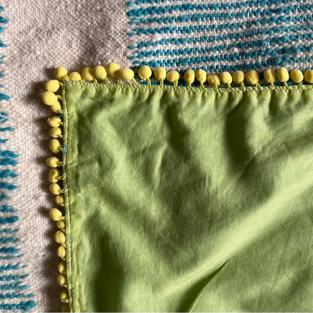 🦋HP🦋Kate Spade Pom Pom Square Scarf/Shawl - Picture 6 of 8